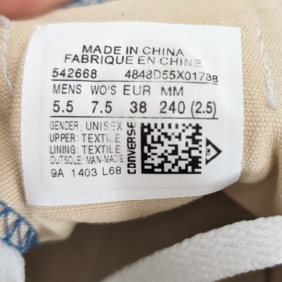 Pre-Owned Good Condition Sneakers Women's Size 7.5 / Men Size 5.5 - Picture 9 of 9